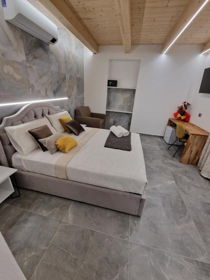 Marla Rooms La Spezia Esterno foto