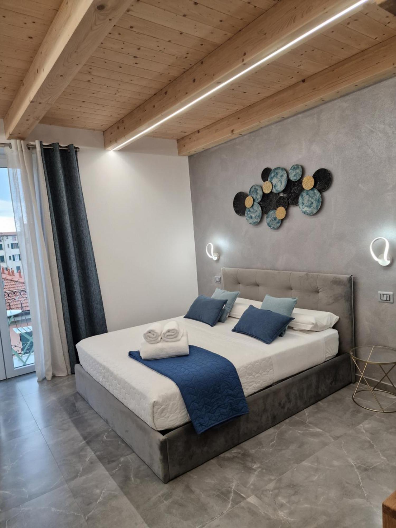 Marla Rooms La Spezia Esterno foto